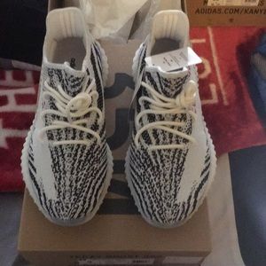 Yeezy Zebra DS Brand New Size 9